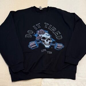 NWT Gildan Black Crewneck Sweatshirt